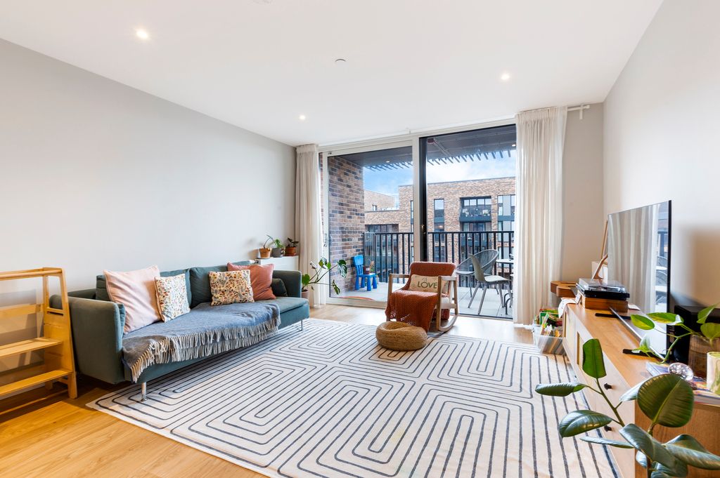 Property photo 1 of 7