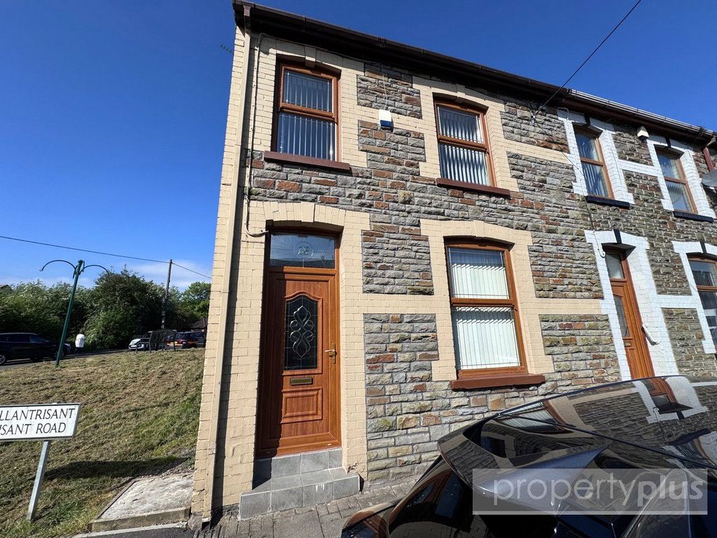 Property photo 1 of 15 Picture No. 02