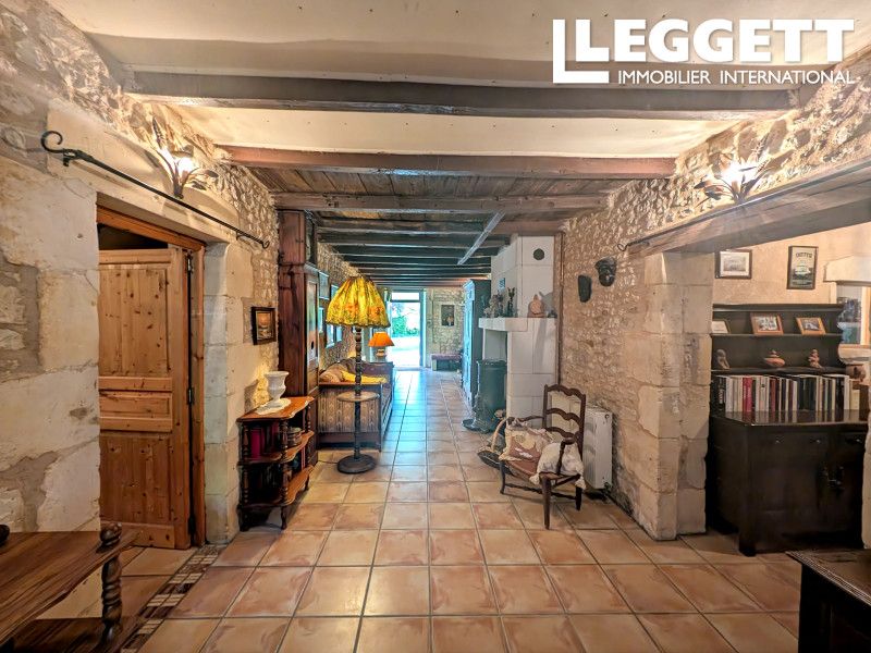 Property photo 3 of 10