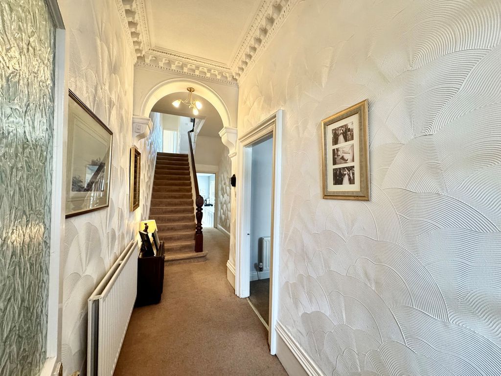 Property photo 2 of 15 Photo 2