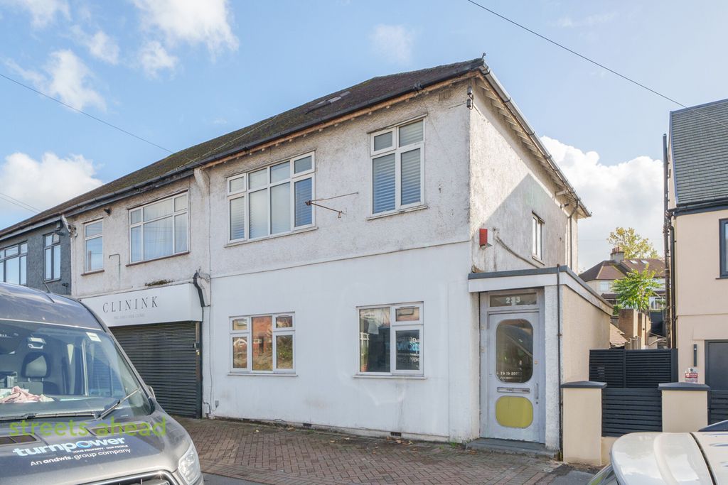 Property photo 1 of 16 1689ce14-603E-4B6...