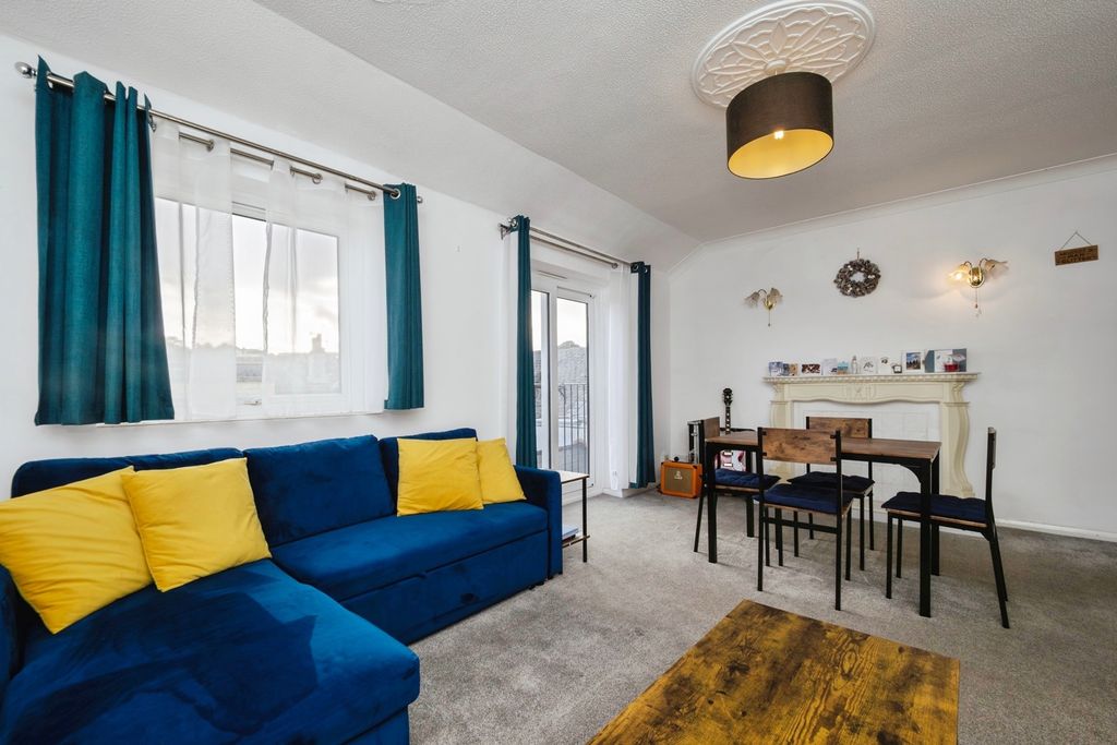 Additional image 12 of 2 bed flat for saleBeach Street, Dawlish, Devon EX7