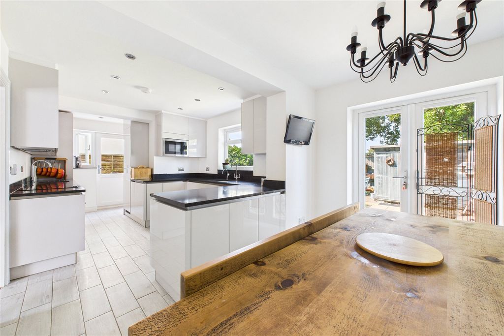 Property photo 1 of 14 Picture No. 07