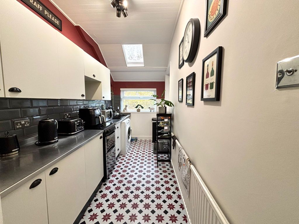 Property photo 3 of 22 Kitchen