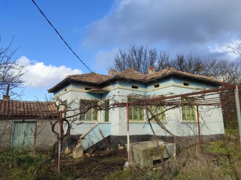 Property photo 1 of 5