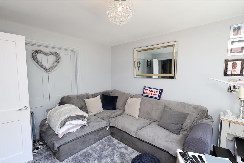 Property photo 3 of 19 Reception Room
