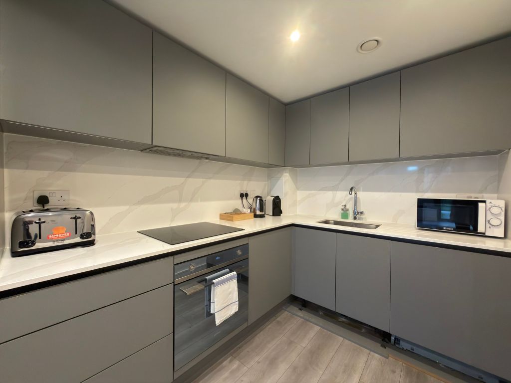 Property photo 2 of 19 Kitchen