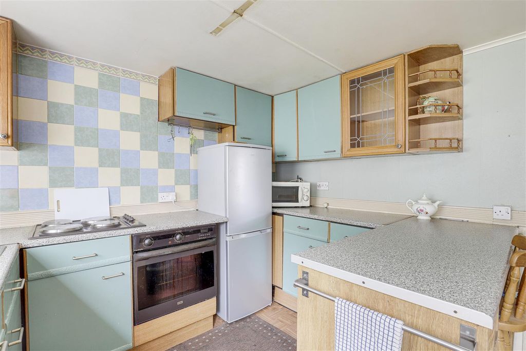 Property photo 3 of 14 970.Jpg