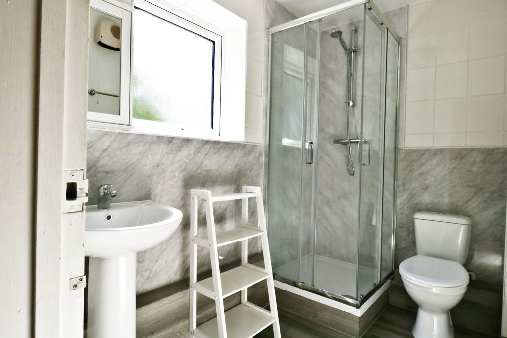 Property photo 3 of 7 3503962