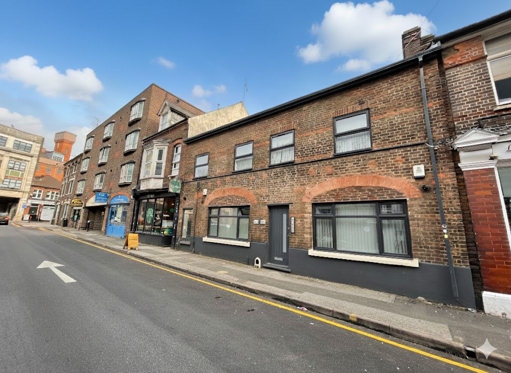 Property photo 1 of 7 4648470