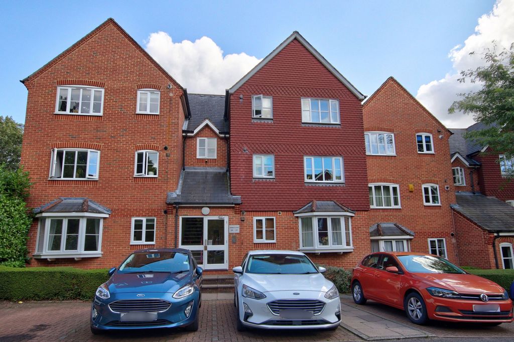 Property photo 1 of 12 Ext 2