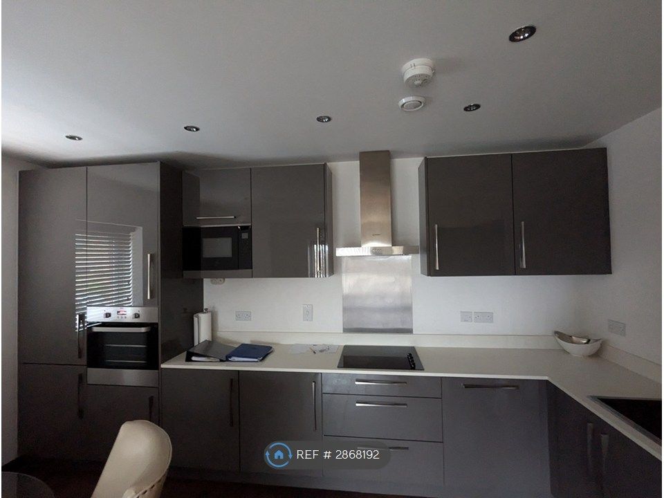 Property photo 2 of 12 Kitchen Area