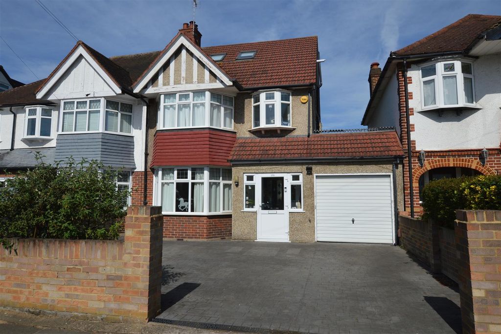 Property photo 1 of 16 178 Percy Road May 26.Jpg