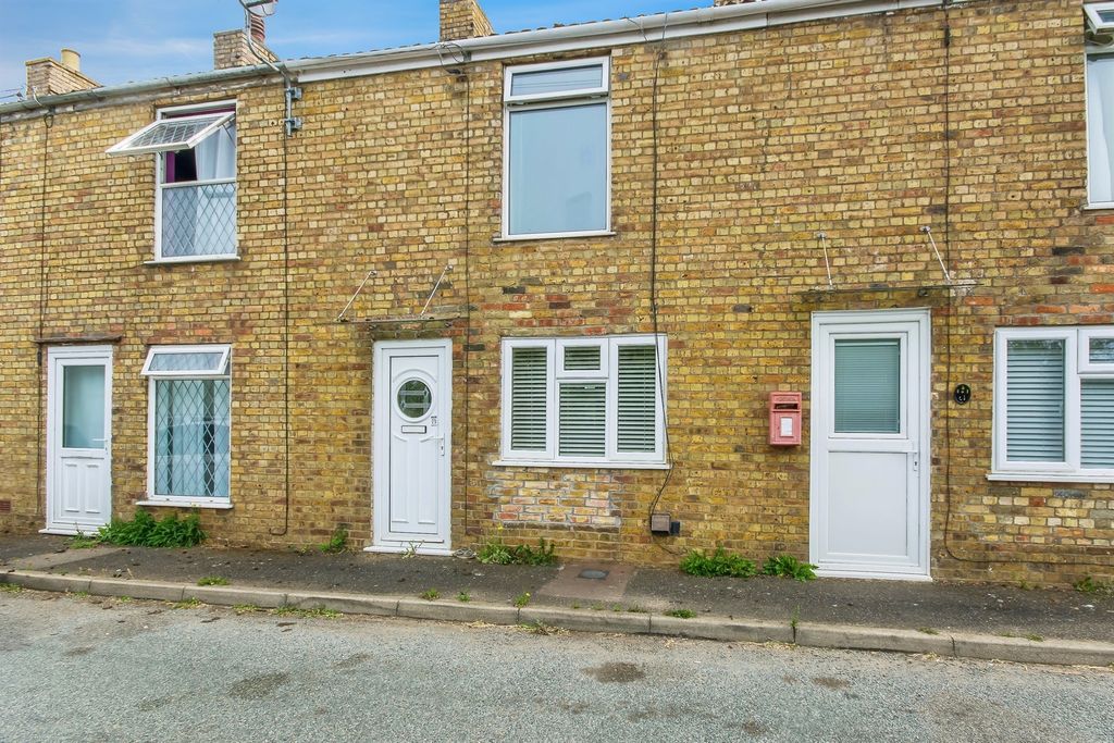 Property photo 1 of 17