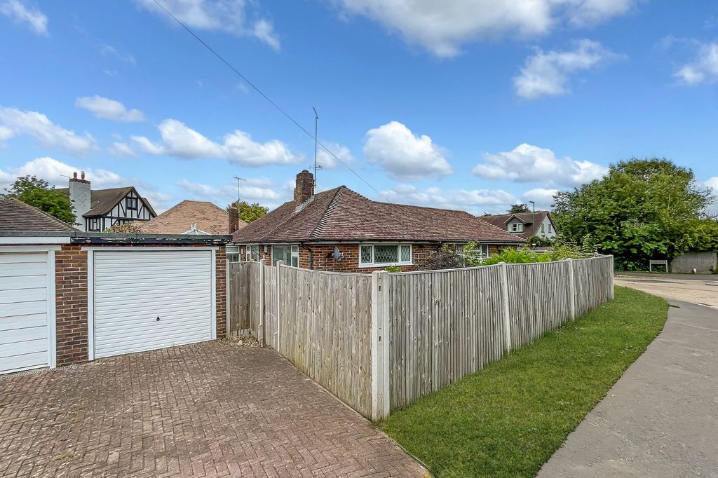 Property photo 2 of 17 Picture No. 22