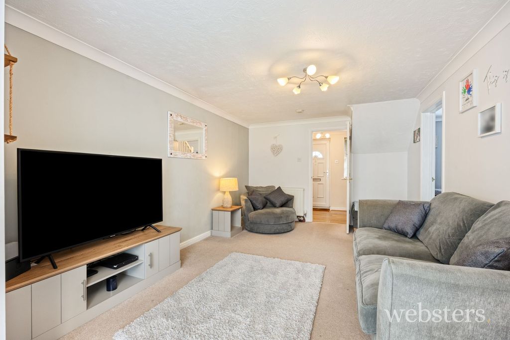 Property photo 2 of 23