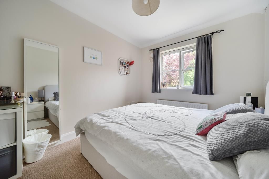 Property photo 2 of 15 Bedroom