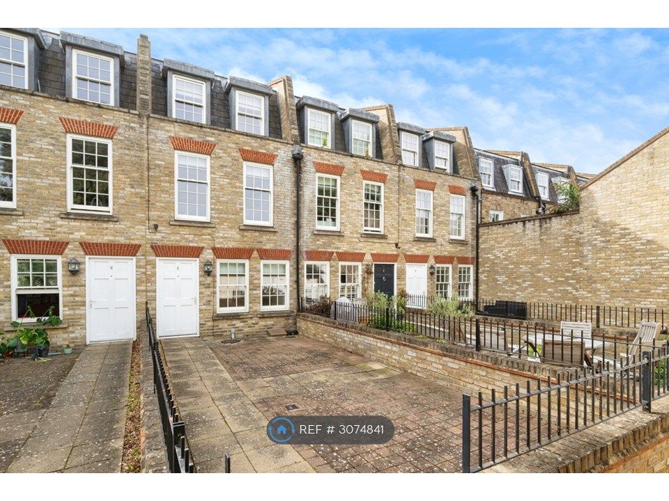 Property photo 1 of 20 Mews House