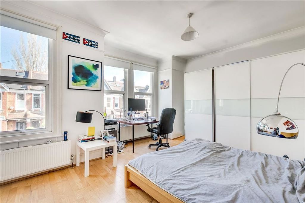 Property photo 3 of 6