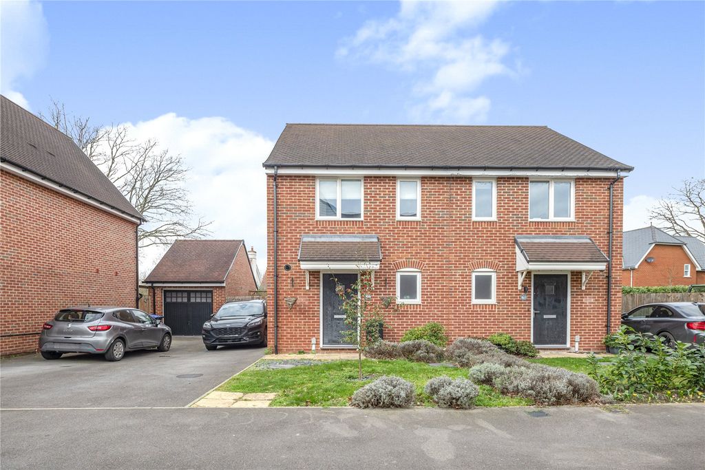 Property photo 1 of 27 Picture No. 28