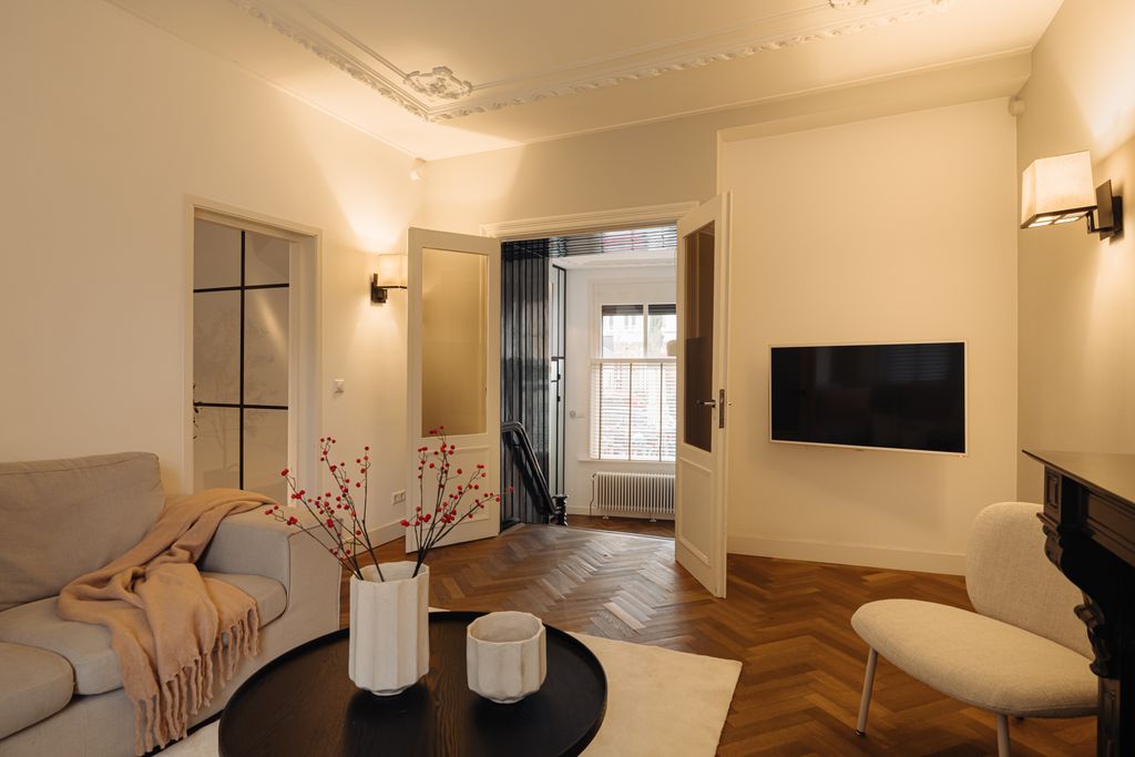 Property photo 3 of 35