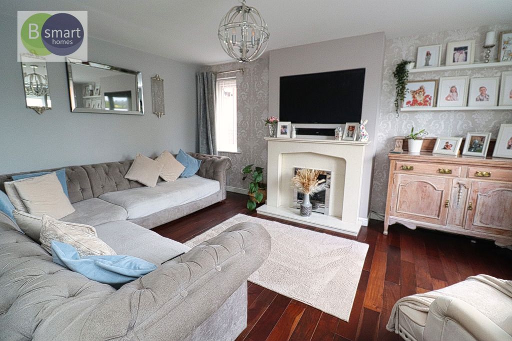 Property photo 2 of 26 Img_2900