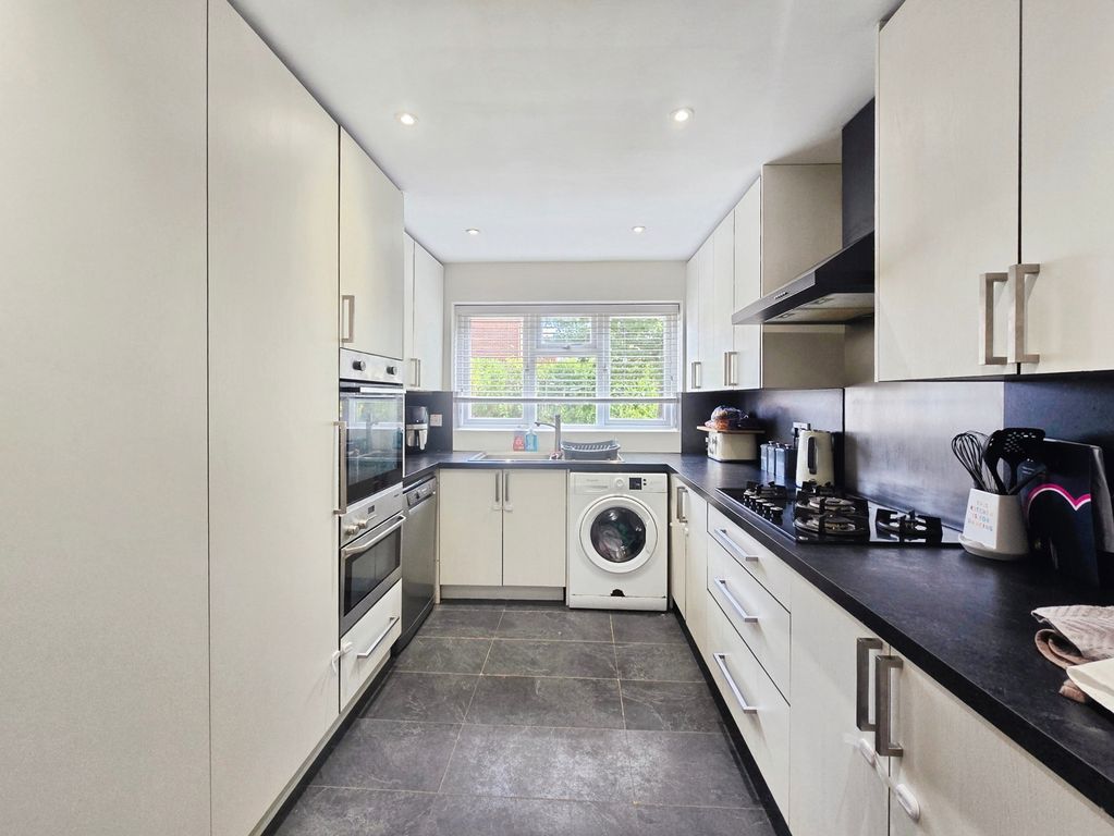 Property photo 3 of 16 Pbox-Img.Jpg