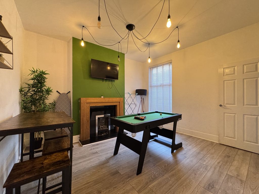 Property photo 2 of 10 Img_2224