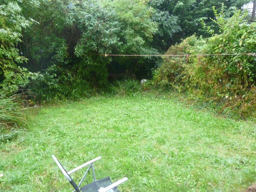 Property photo 1 of 15 Private Grassy Garden Surrounded By Greenery...