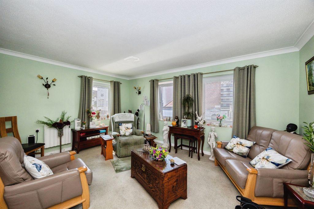Property photo 2 of 15