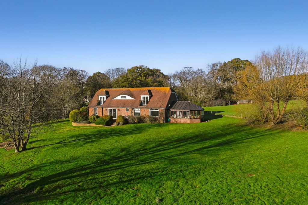 Property photo 1 of 30