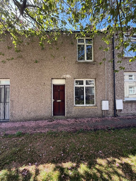 Property photo 1 of 4