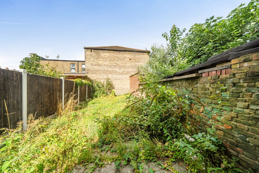 Property photo 3 of 12 Picture No. 17