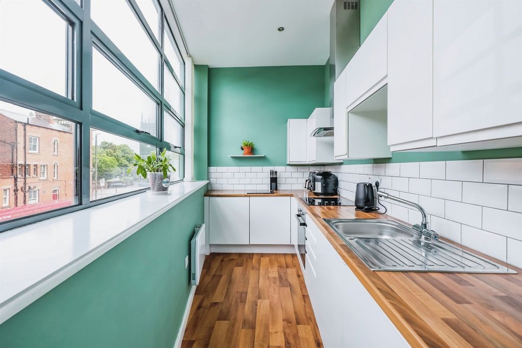 Additional image 8 of 2 bed flat for saleWharncliffe Road, Ilkeston DE7