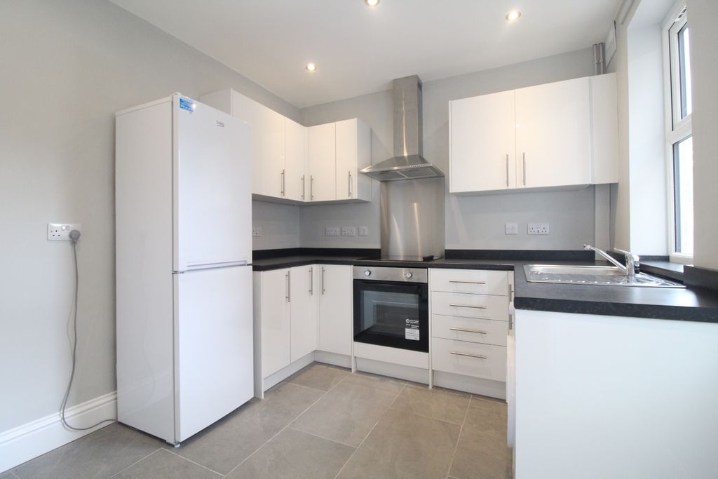 Property photo 2 of 12 Img_3328