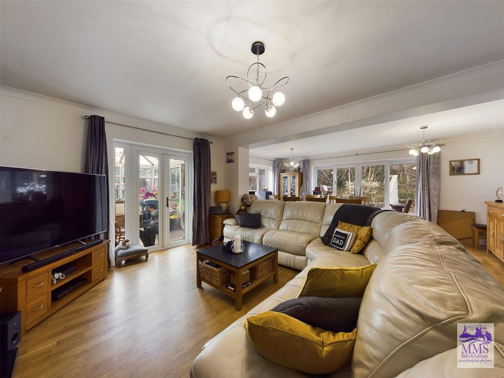 Property photo 2 of 22 Cam00393P1-Pr0247-Still15.Jpg