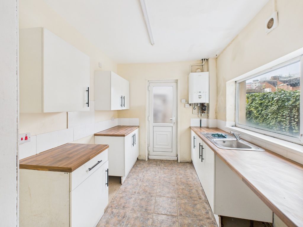 Property photo 2 of 17 4776245