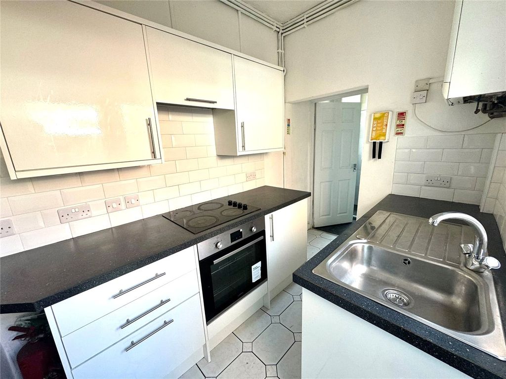 Property photo 2 of 10 Picture No. 02