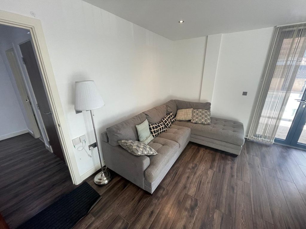 Property photo 3 of 11 Picture No. 05