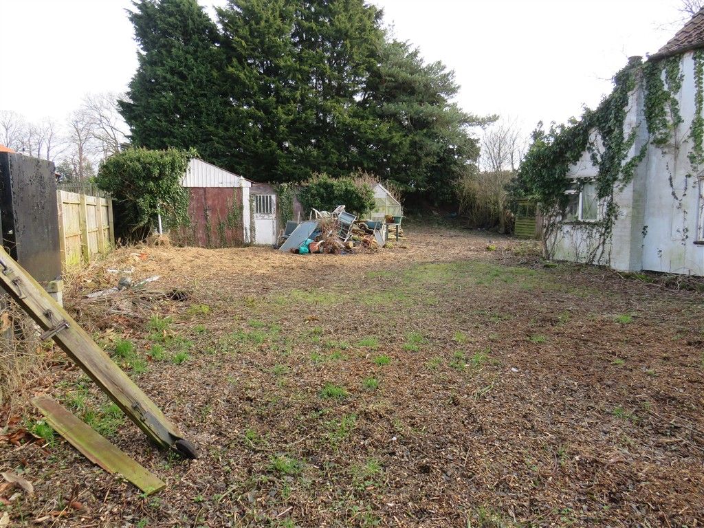 Property photo 2 of 6