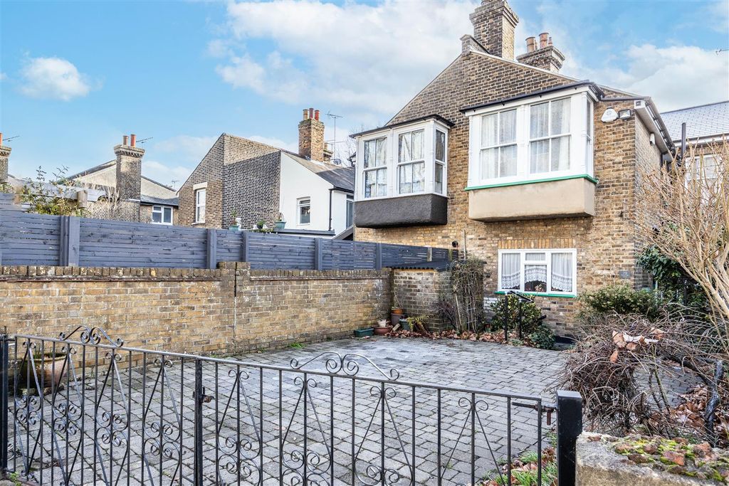 Property photo 3 of 17 Parking To Rear