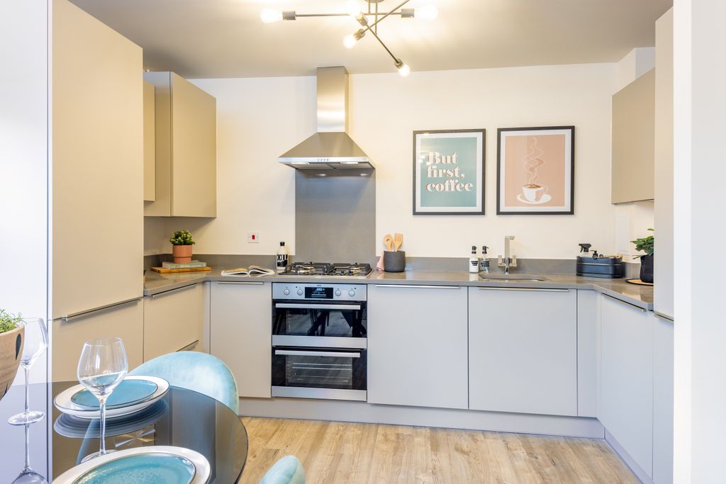 Property photo 2 of 8 The Maldon Kitchen Canal Quarter Kingsbrook