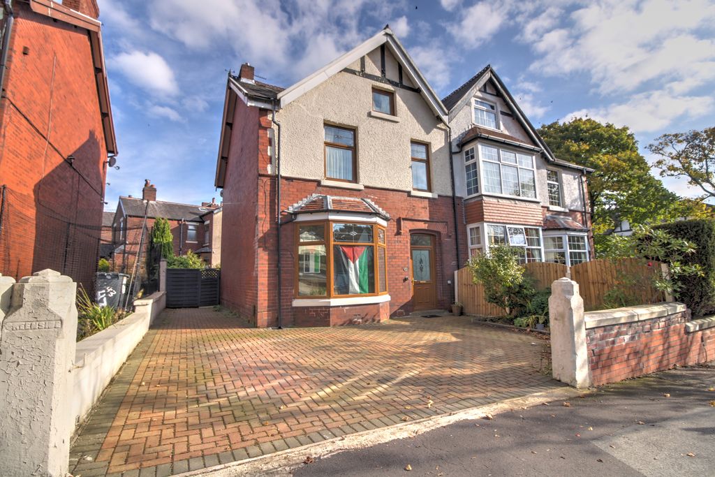Property photo 1 of 26 1