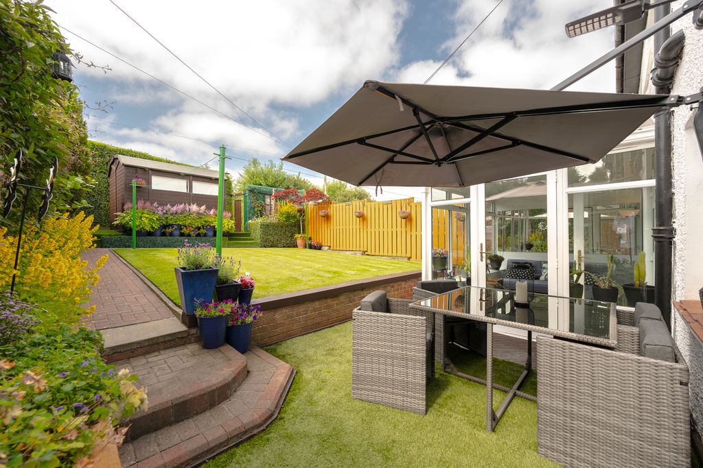 Property photo 2 of 31 Rear Garden