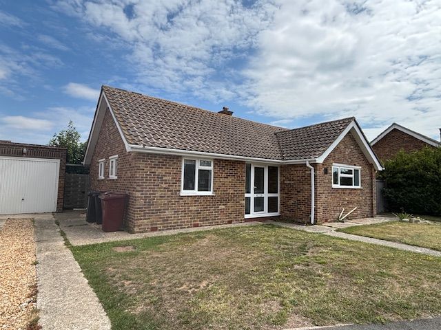 Property photo 1 of 11 Front