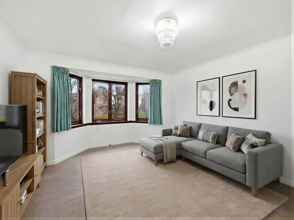 Property photo 2 of 11 Picture 2