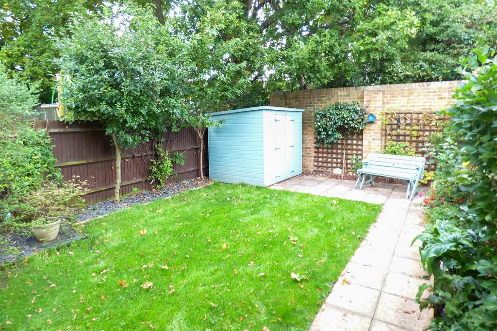 Property photo 3 of 8