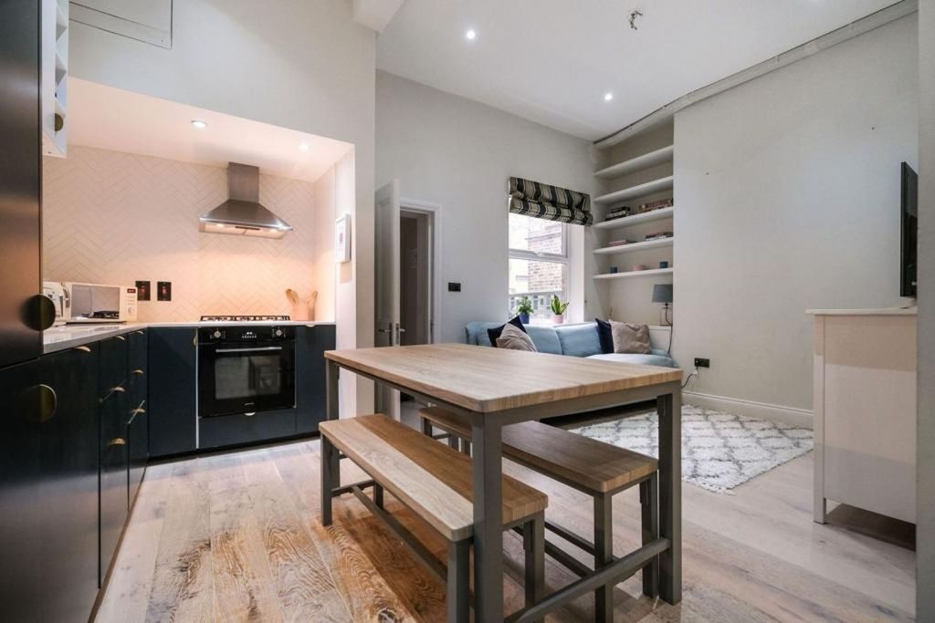 Property photo 2 of 10 Open Plan Living