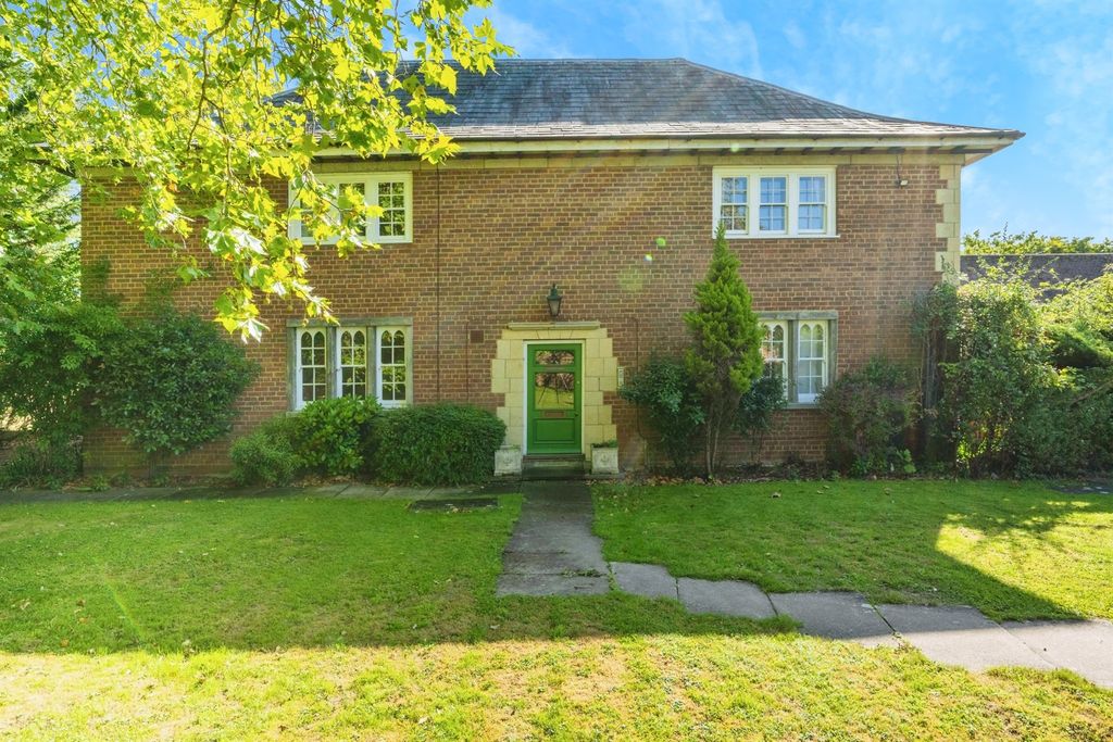 Property photo 1 of 19