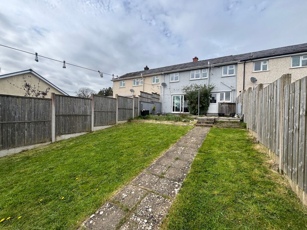 Property photo 3 of 19